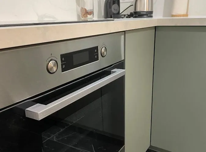 Mc Cmz Metropolis Placeducale *